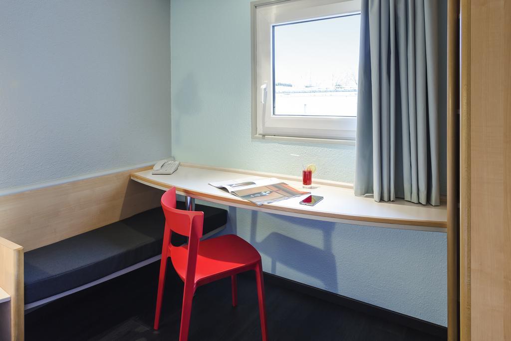 Ibis Dieppe Le Val Druel Ngoại thất bức ảnh
